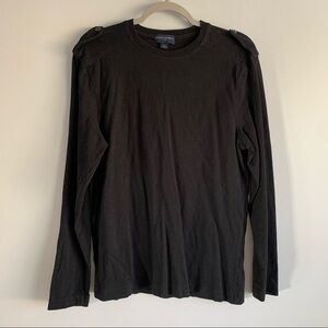 Women’s Banana Republick black button shoulder long sleeve top size Medium